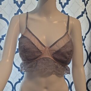 Gilligan & O'Malley Lace Bralette in Pink and Gray